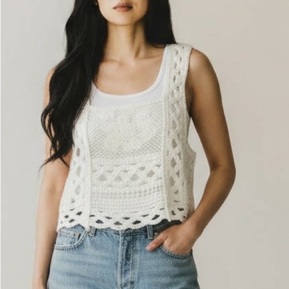 Le Lis White Crochet Layered Tank Top